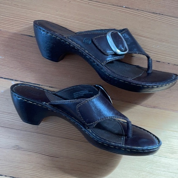 Born Buckle Thong Flip Flops Sz8 - Picture 7 of 10